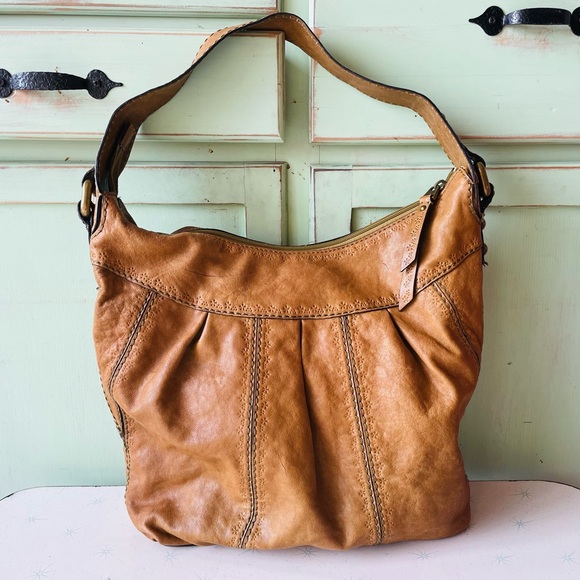 New FOSSIL flower embossed genuine leather excellent shape big boho purse bag - Picture 1 of 7